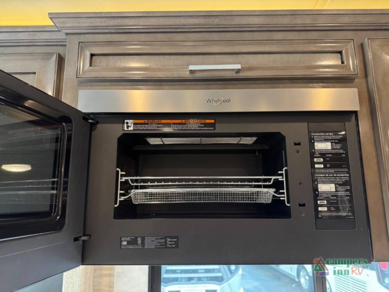 A photo of this 2025 Newmar Ventana 3809