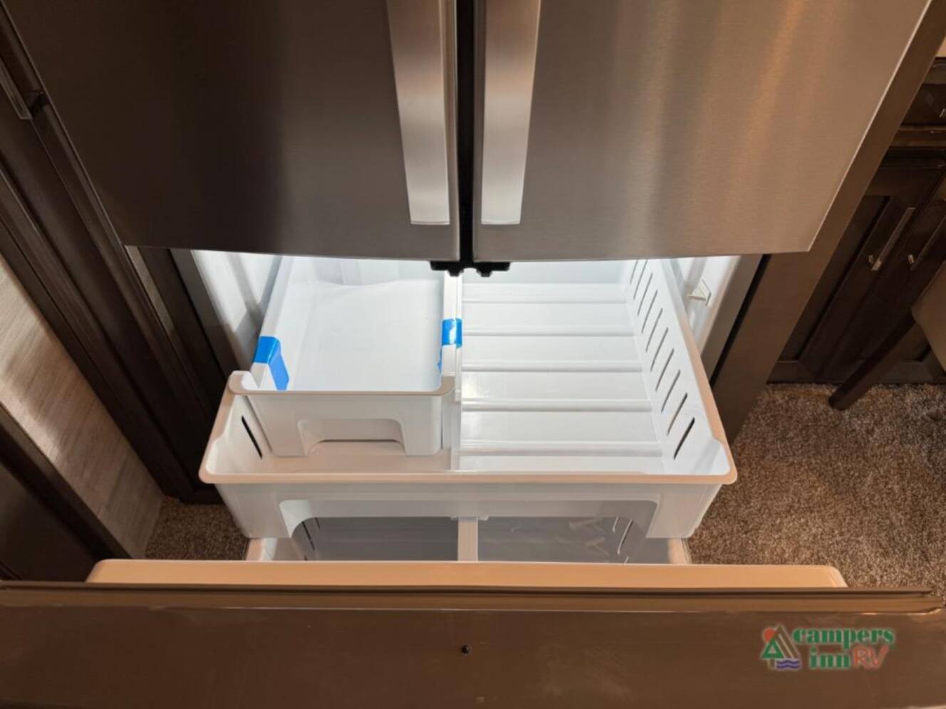 A photo of this 2025 Newmar Ventana 3809