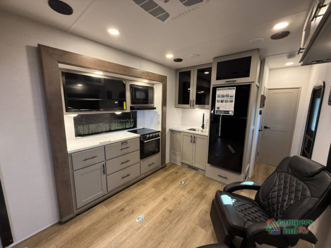 A photo of this 2026 Alliance Rv Valor All-Access 27T14