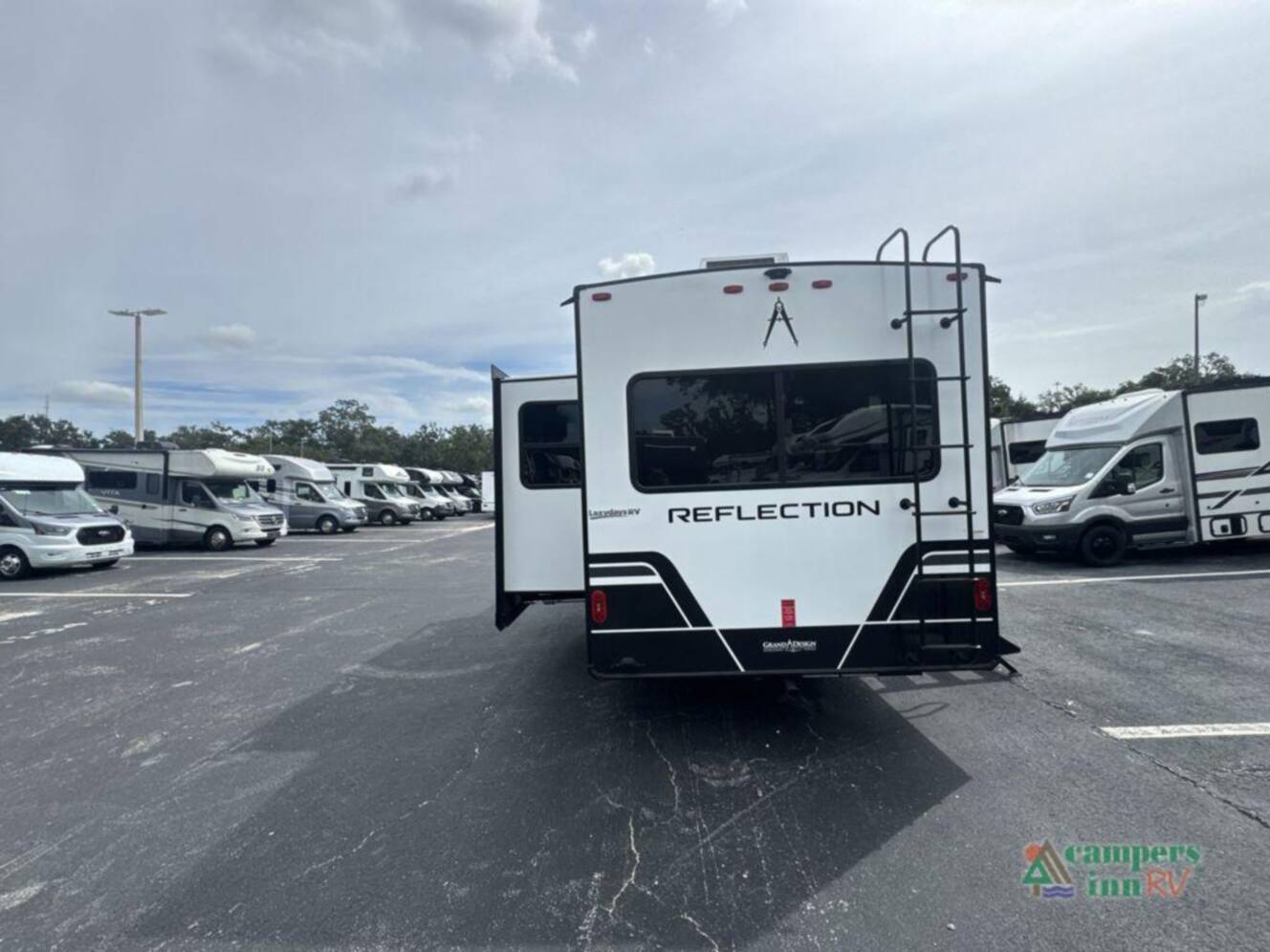 A photo of this 2026 Grand Design Reflection 150 Series 260RD