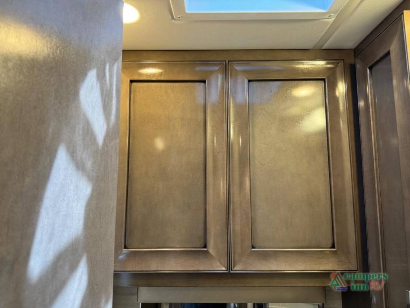 A photo of this 2025 Newmar Ventana 3809