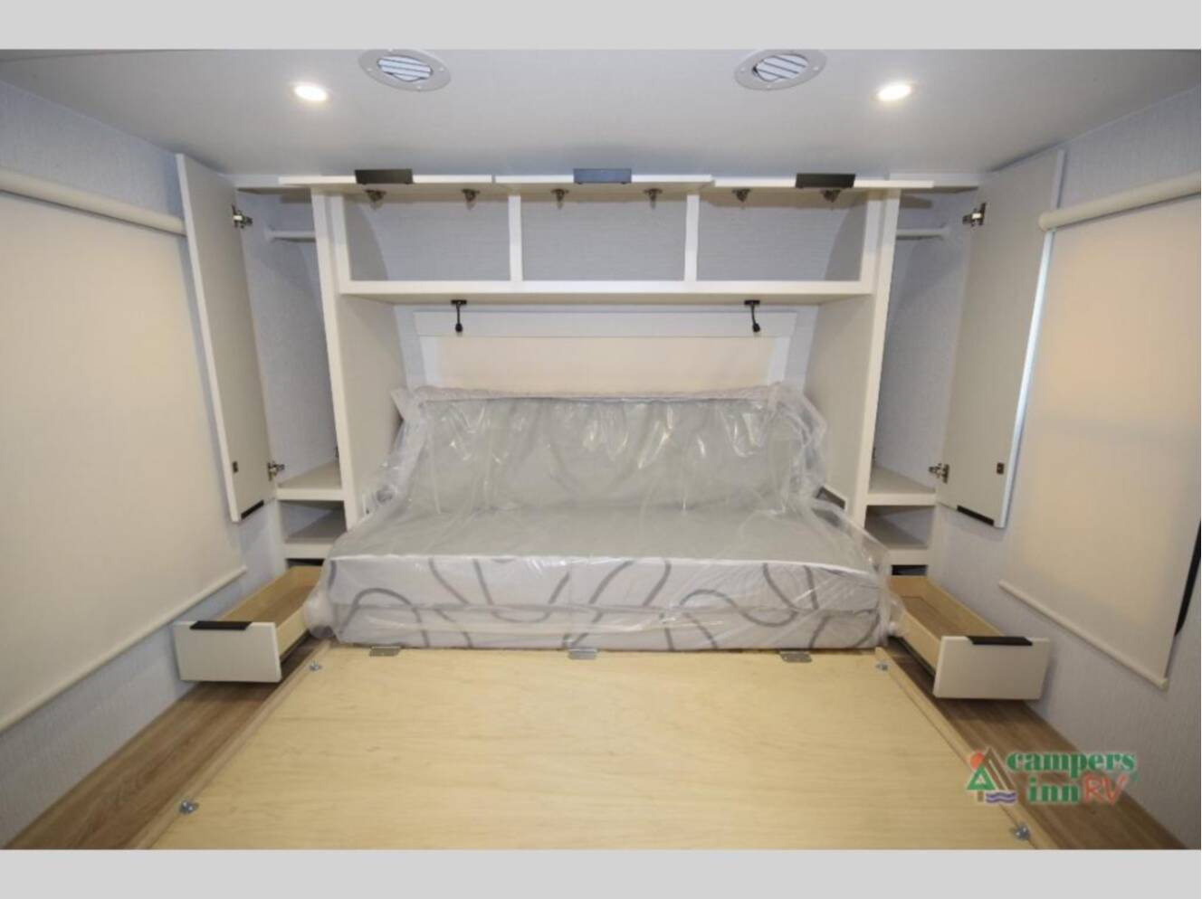 A photo of this 2026 Winnebago Thrive 22MBH