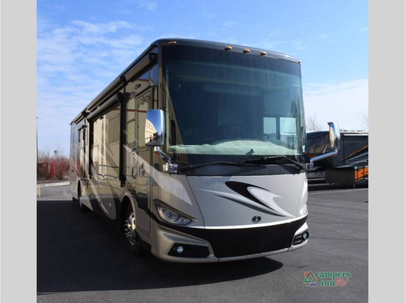 A photo of this 2018 Tiffin Motorhomes Phaeton 40 QBH
