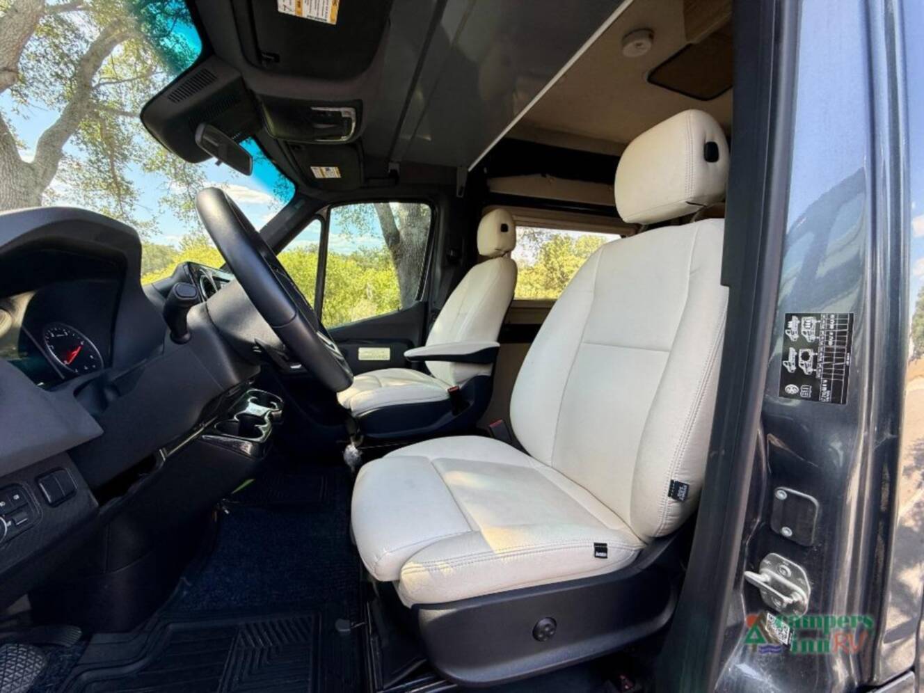 A photo of this 2022 Winnebago Boldt 70KL 4X4