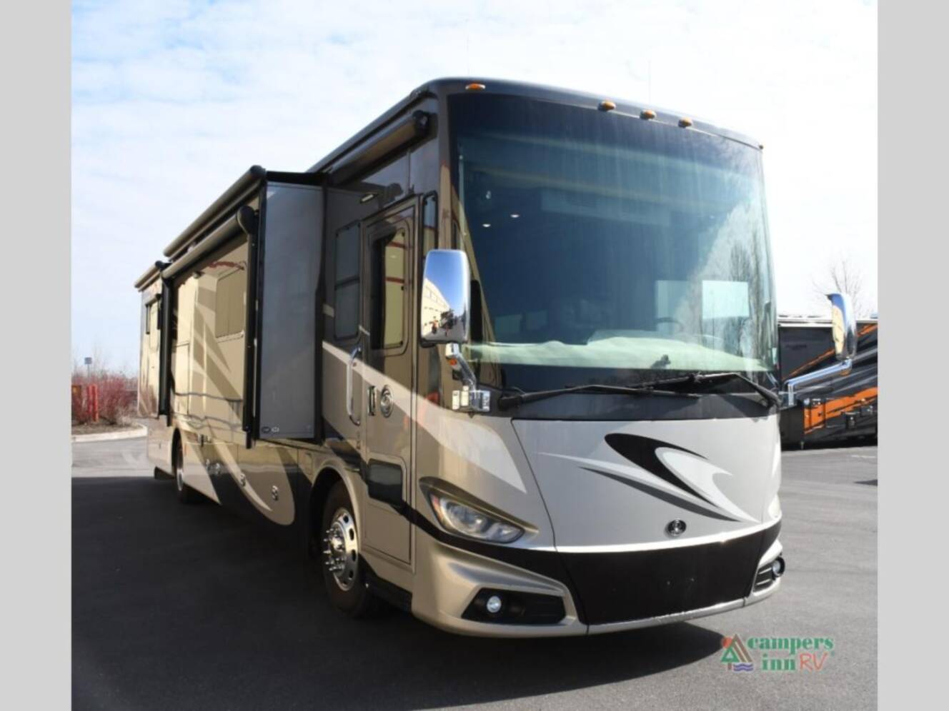 A photo of this 2018 Tiffin Motorhomes Phaeton 40 QBH