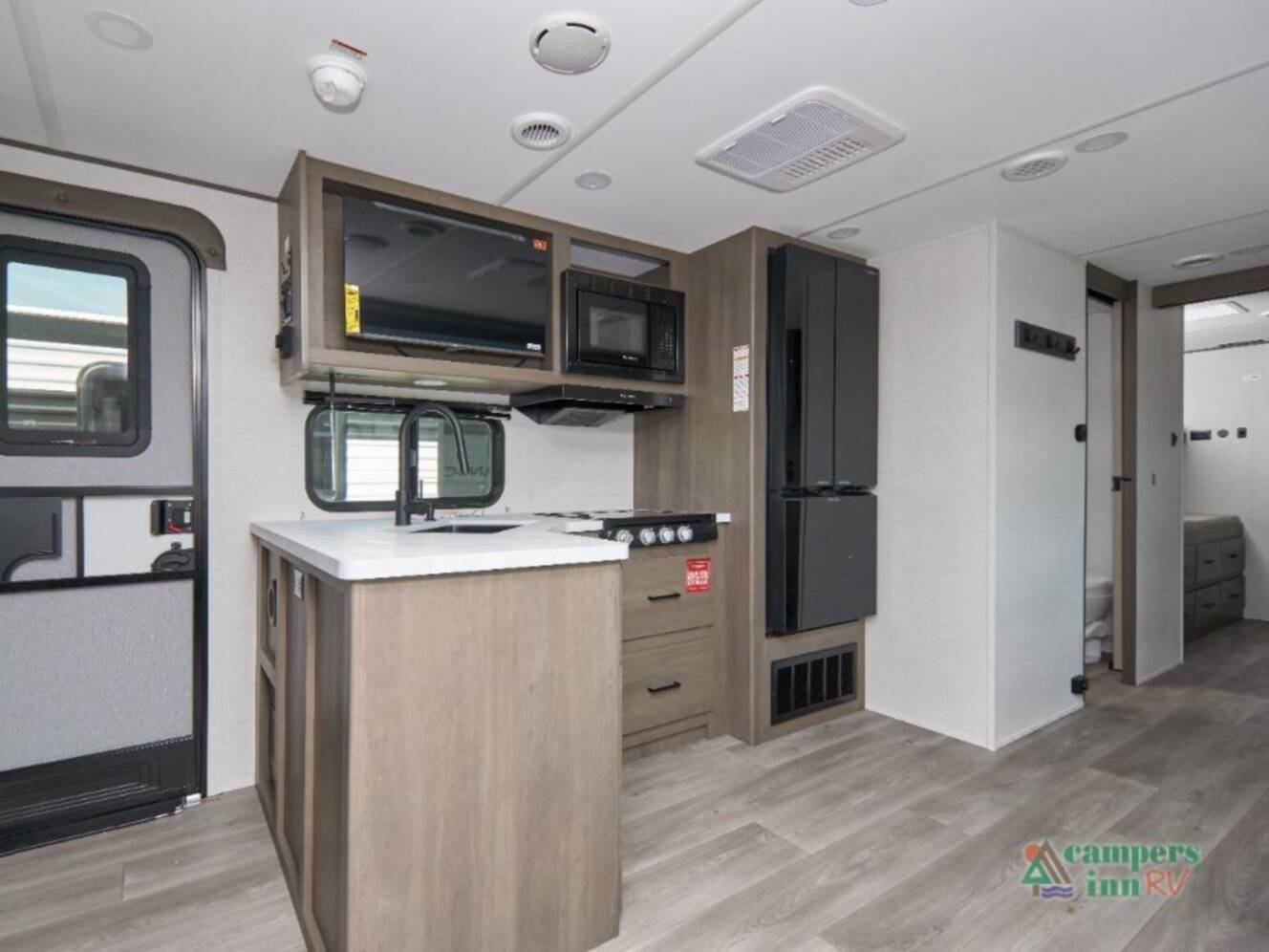 A photo of this 2026 Grand Design TRANSCEND 325BHT
