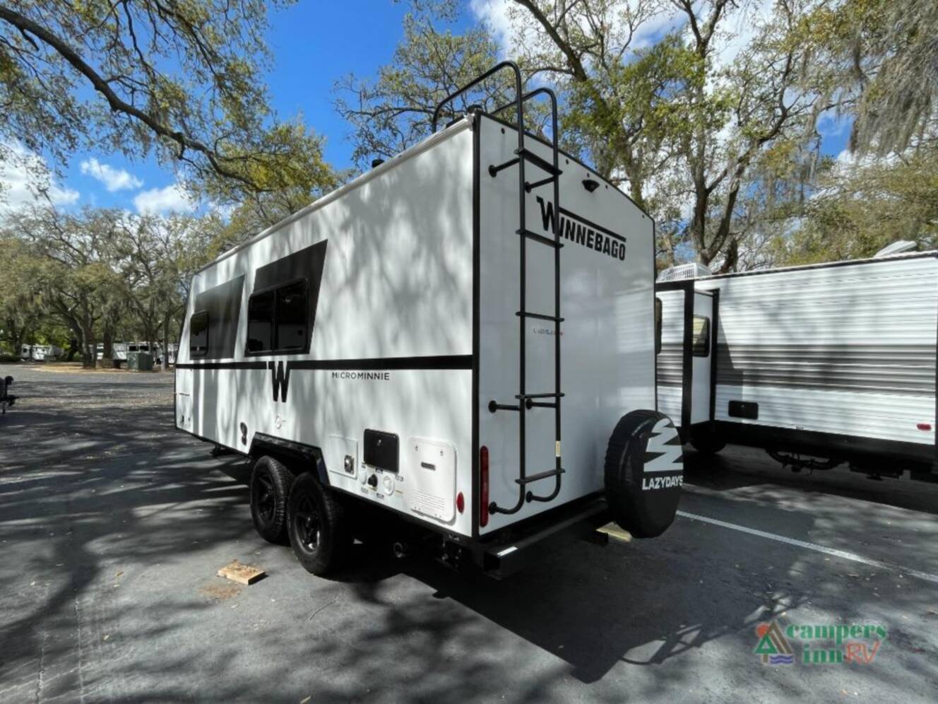A photo of this 2026 Winnebago Micro Minnie 2000TRB