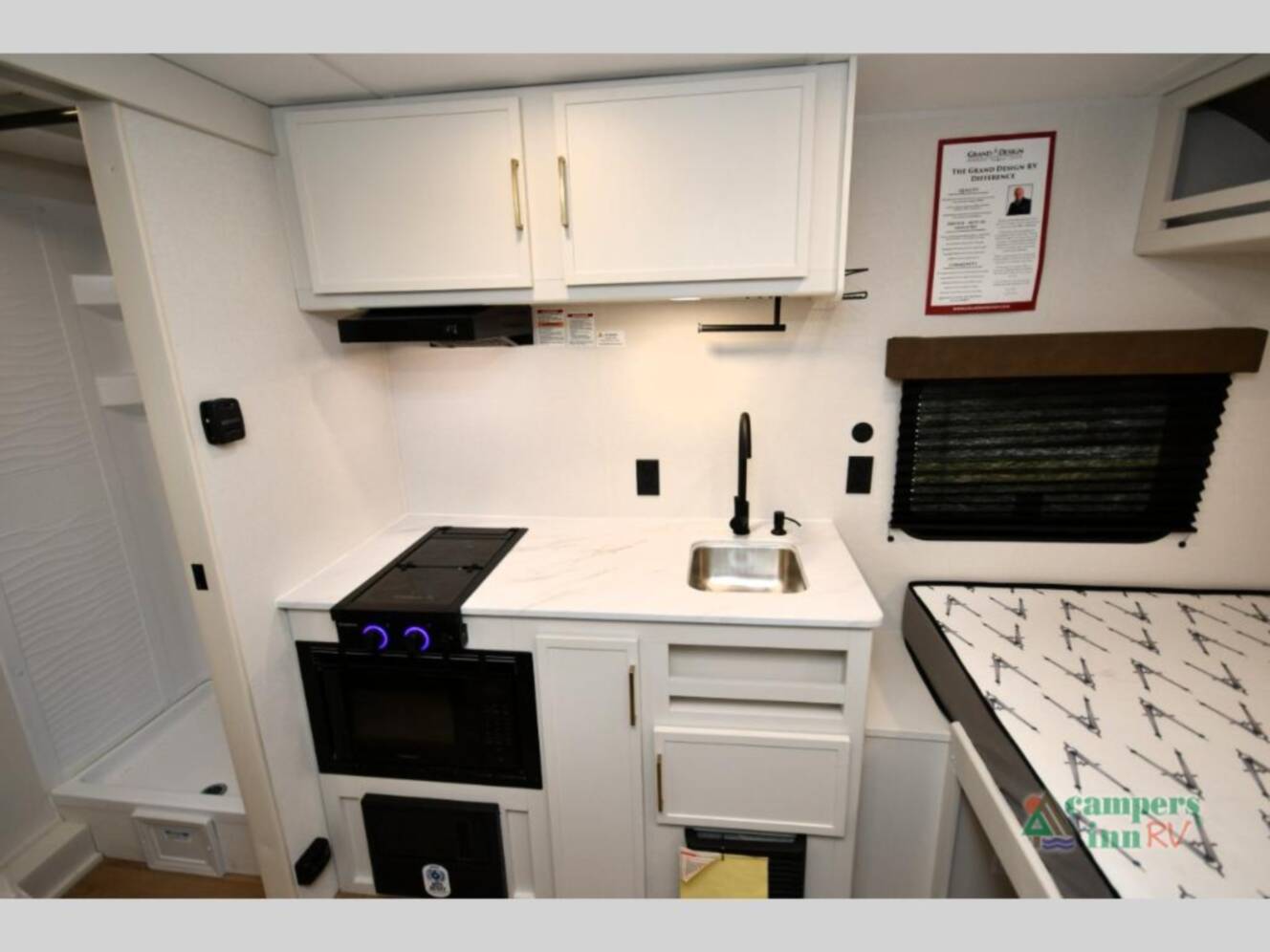 A photo of this 2027 Grand Design Transcend Lite 121RBL