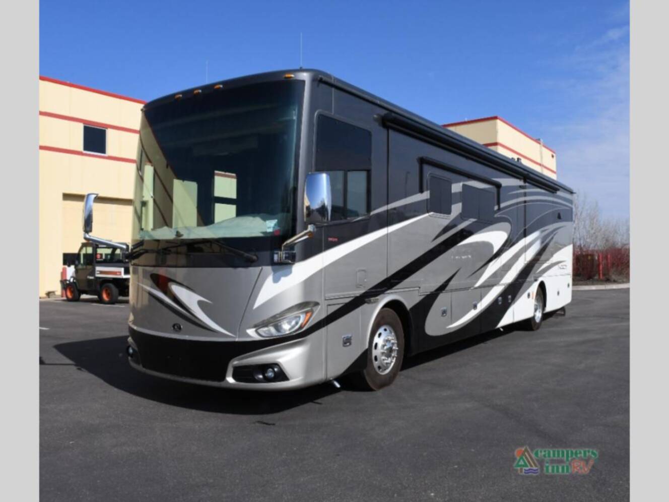 A photo of this 2018 Tiffin Motorhomes Phaeton 40 QBH