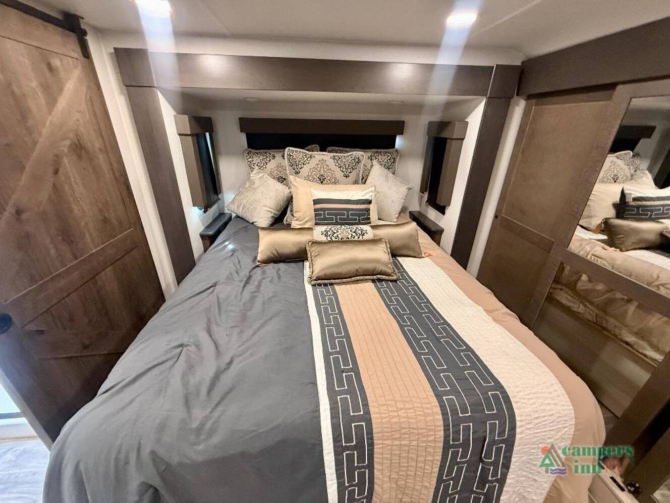 A photo of this 2023 Alliance Rv Valor 40V13