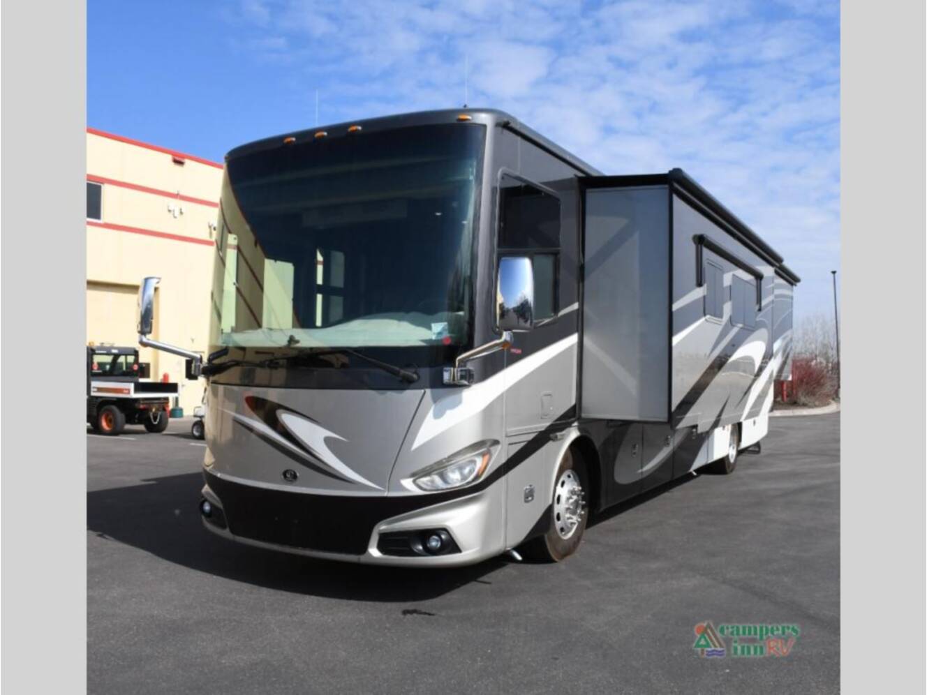 A photo of this 2018 Tiffin Motorhomes Phaeton 40 QBH