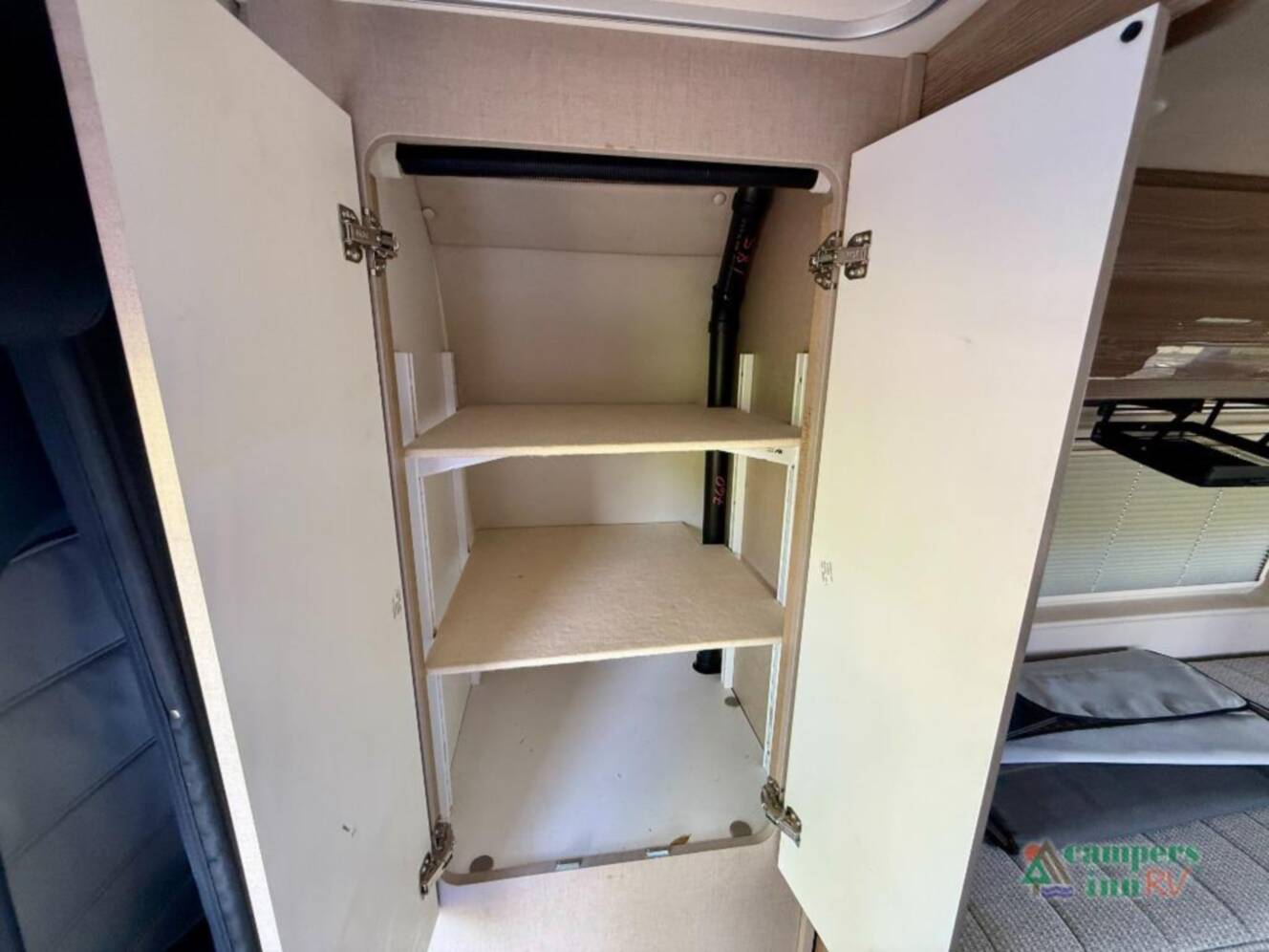 A photo of this 2022 Winnebago Boldt 70KL 4X4