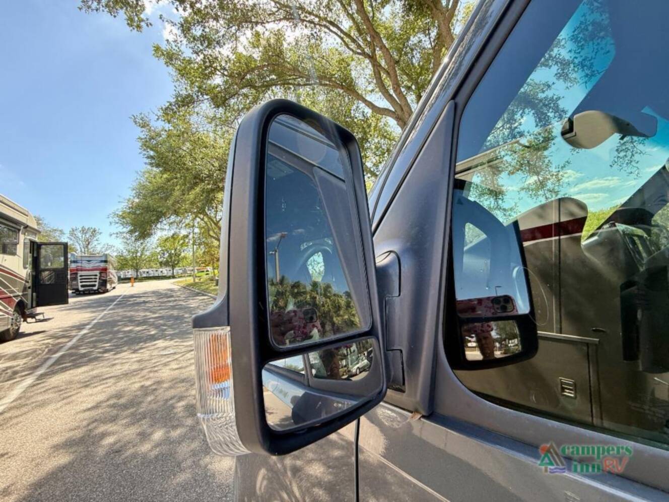 A photo of this 2022 Winnebago Boldt 70KL 4X4