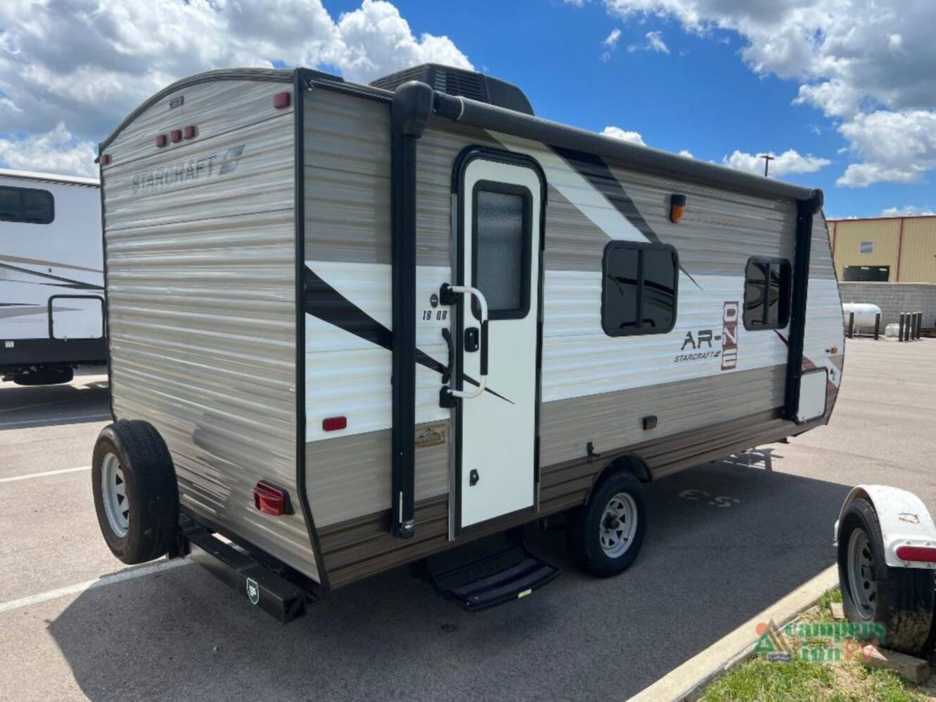 A photo of this 2017 Starcraft AR-ONE 18QB