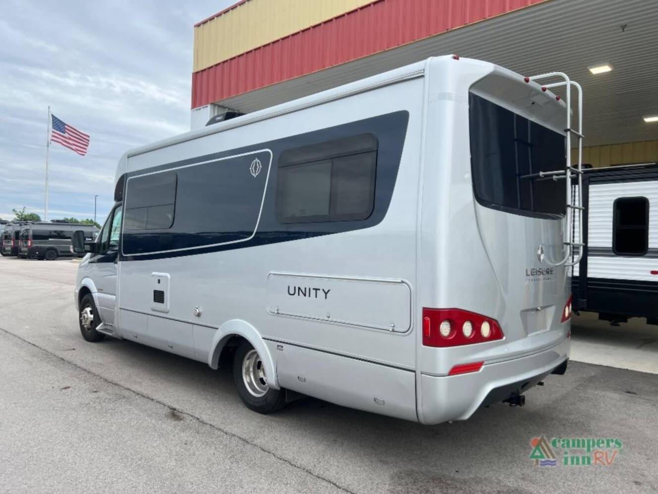 A photo of this 2018 Leisure Travel Unity 24TB