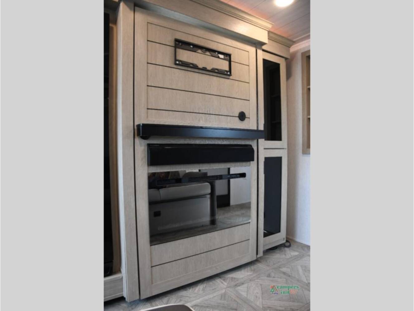 A photo of this 2024 Forest River Rv Salem Cruise Lite 24VIEW