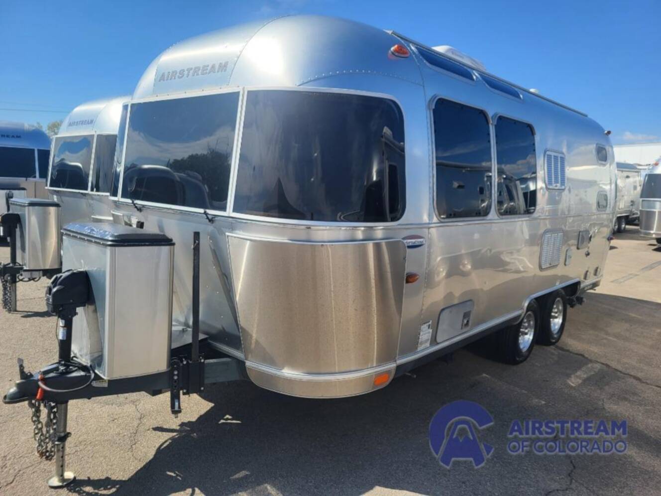 A photo of this 2014 Airstream International Signature 23D