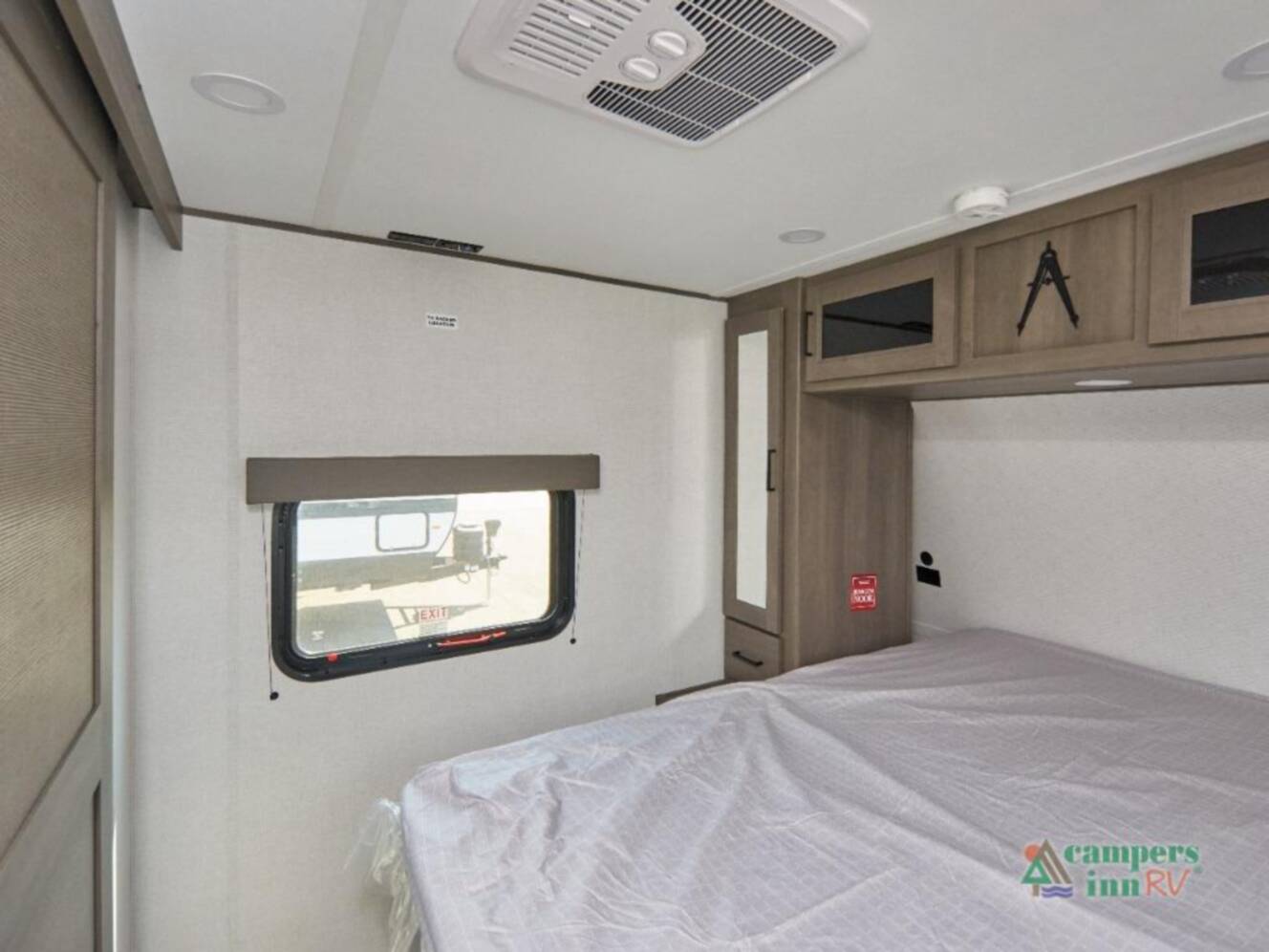 A photo of this 2026 Grand Design TRANSCEND 325BHT