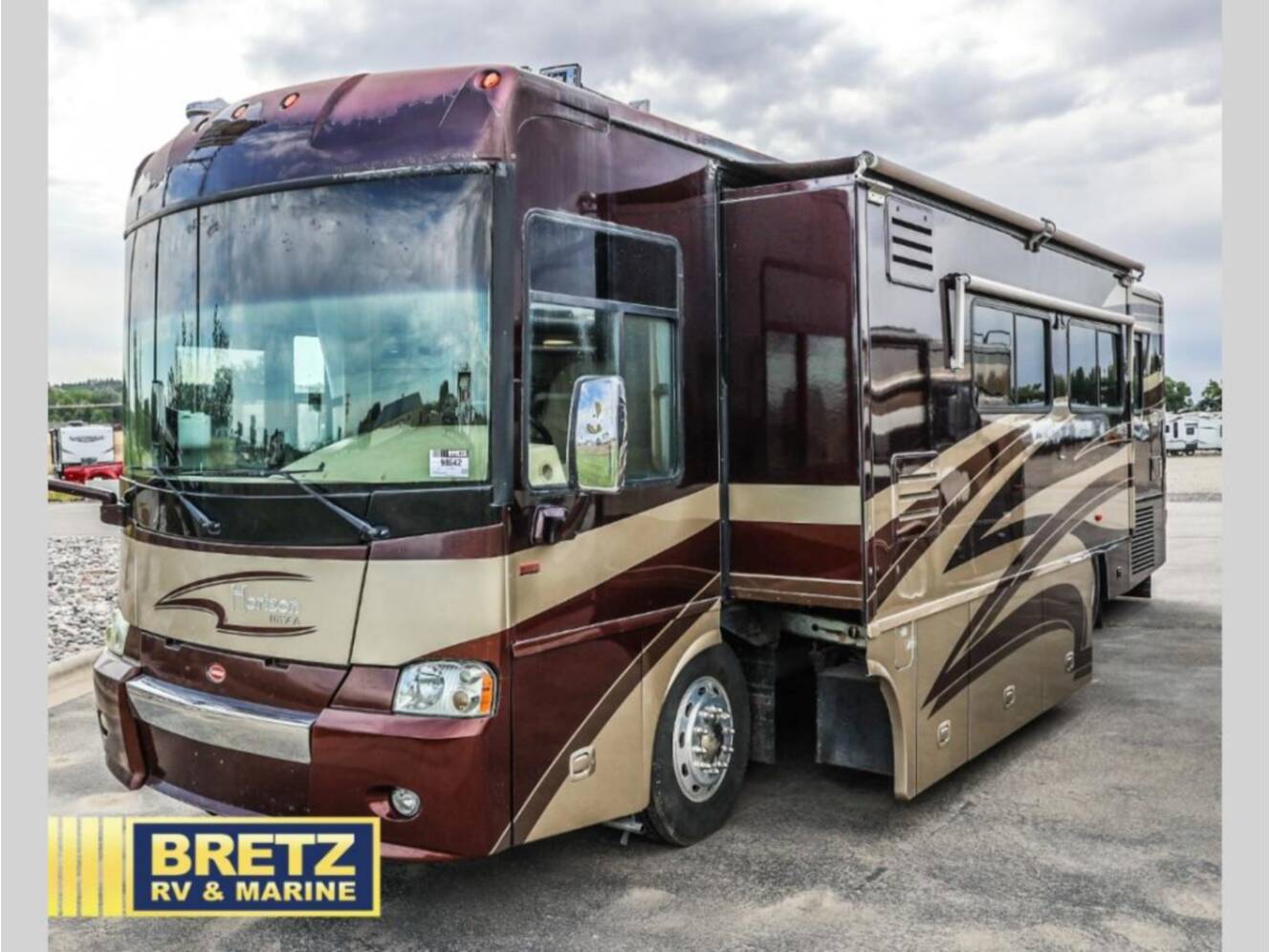 A photo of this 2007 Itasca Horizon 40TD