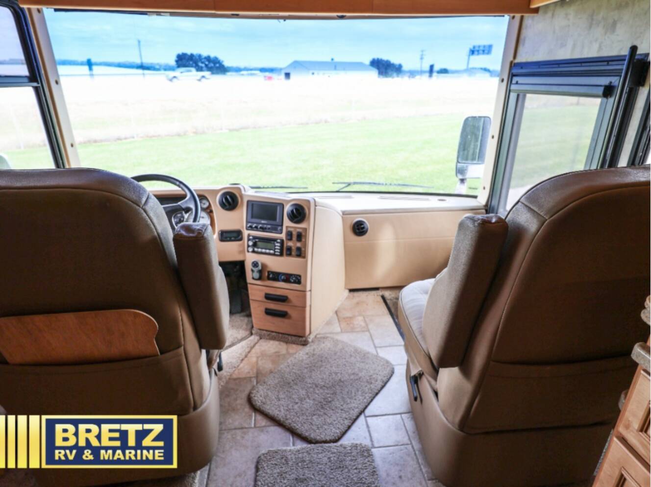 A photo of this 2007 Itasca Horizon 40TD
