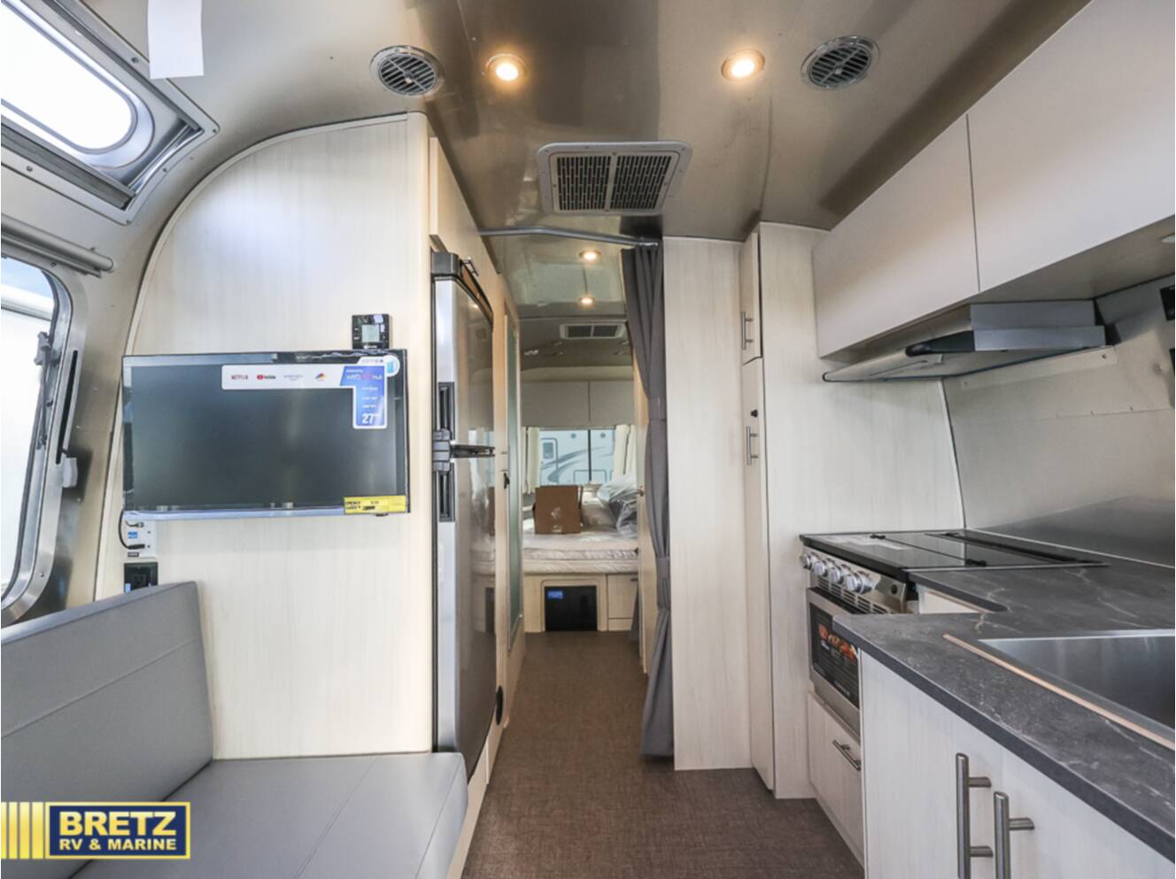 A photo of this 2026 Airstream Flying Cloud 25FB