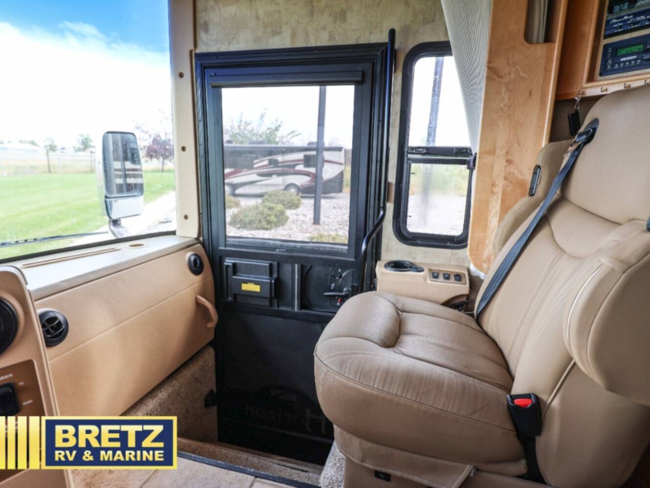A photo of this 2007 Itasca Horizon 40TD