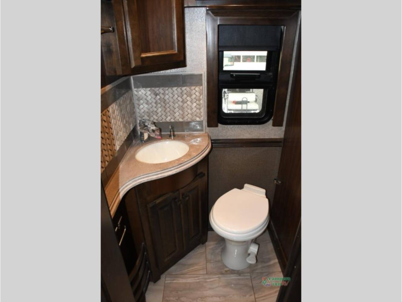 A photo of this 2018 Tiffin Motorhomes Phaeton 40 QBH