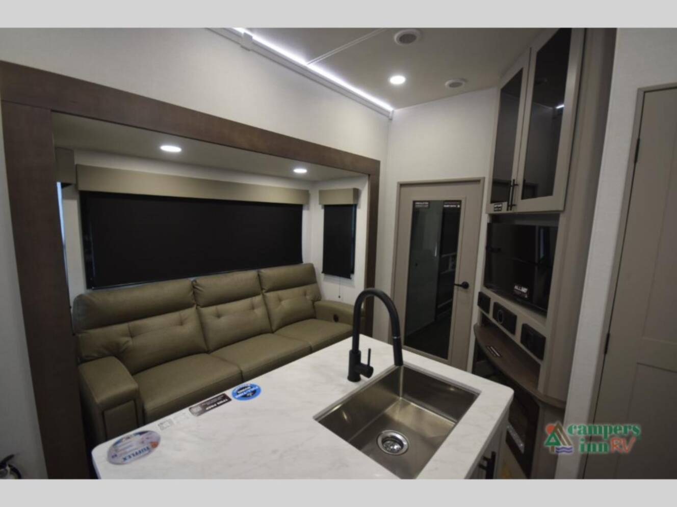 A photo of this 2026 Alliance Rv Valor All-Access 35A14