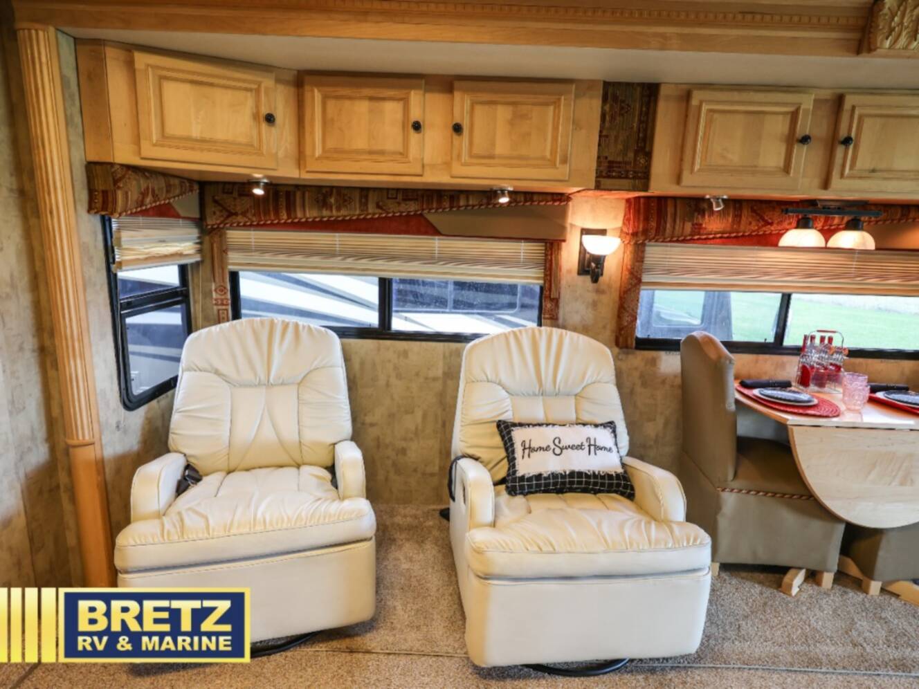 A photo of this 2007 Itasca Horizon 40TD