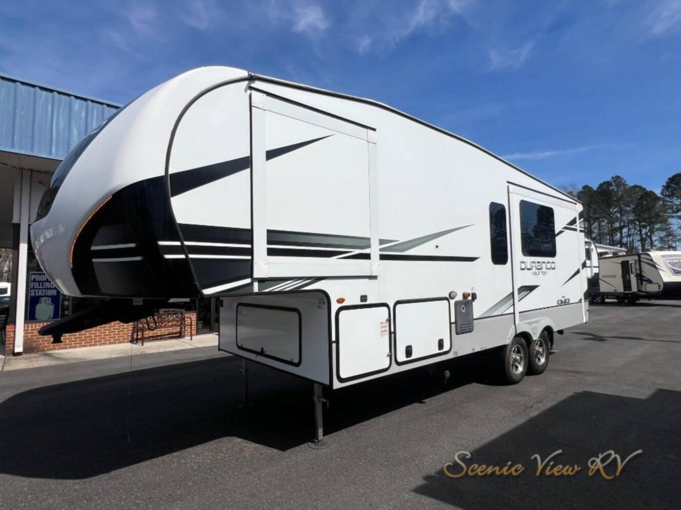 A photo of this 2023 Kz Durango Half-Ton D250RED