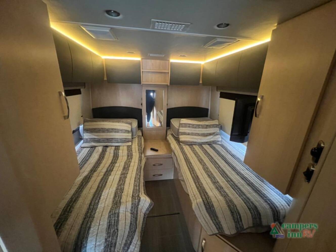 A photo of this 2018 Leisure Travel Unity 24TB