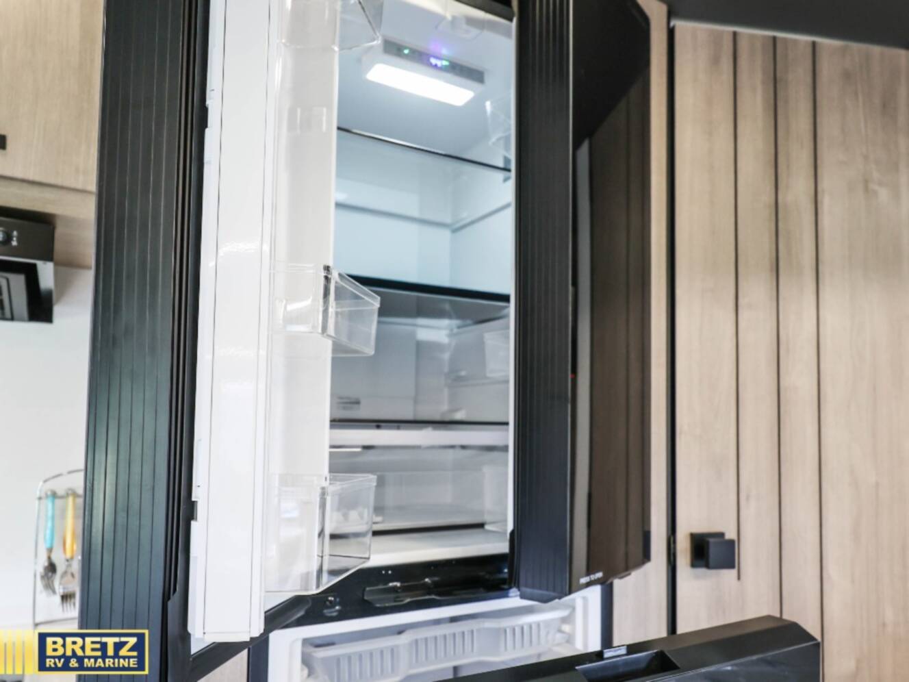 A photo of this 2026 Grand Design Lineage Series M 25FW