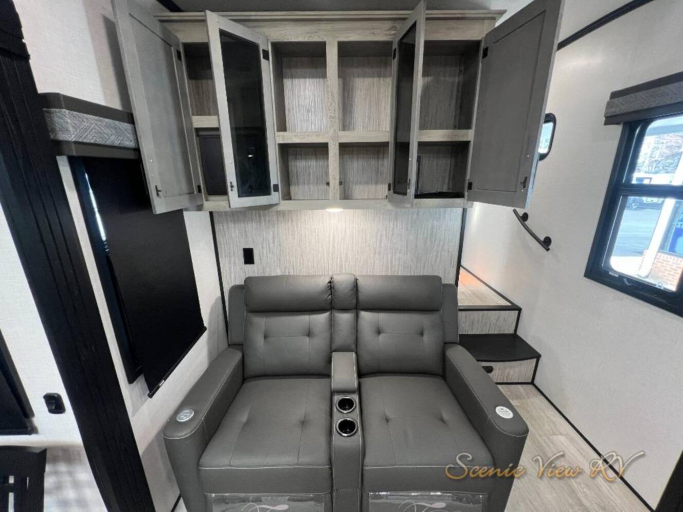 A photo of this 2023 Kz Durango Half-Ton D250RED