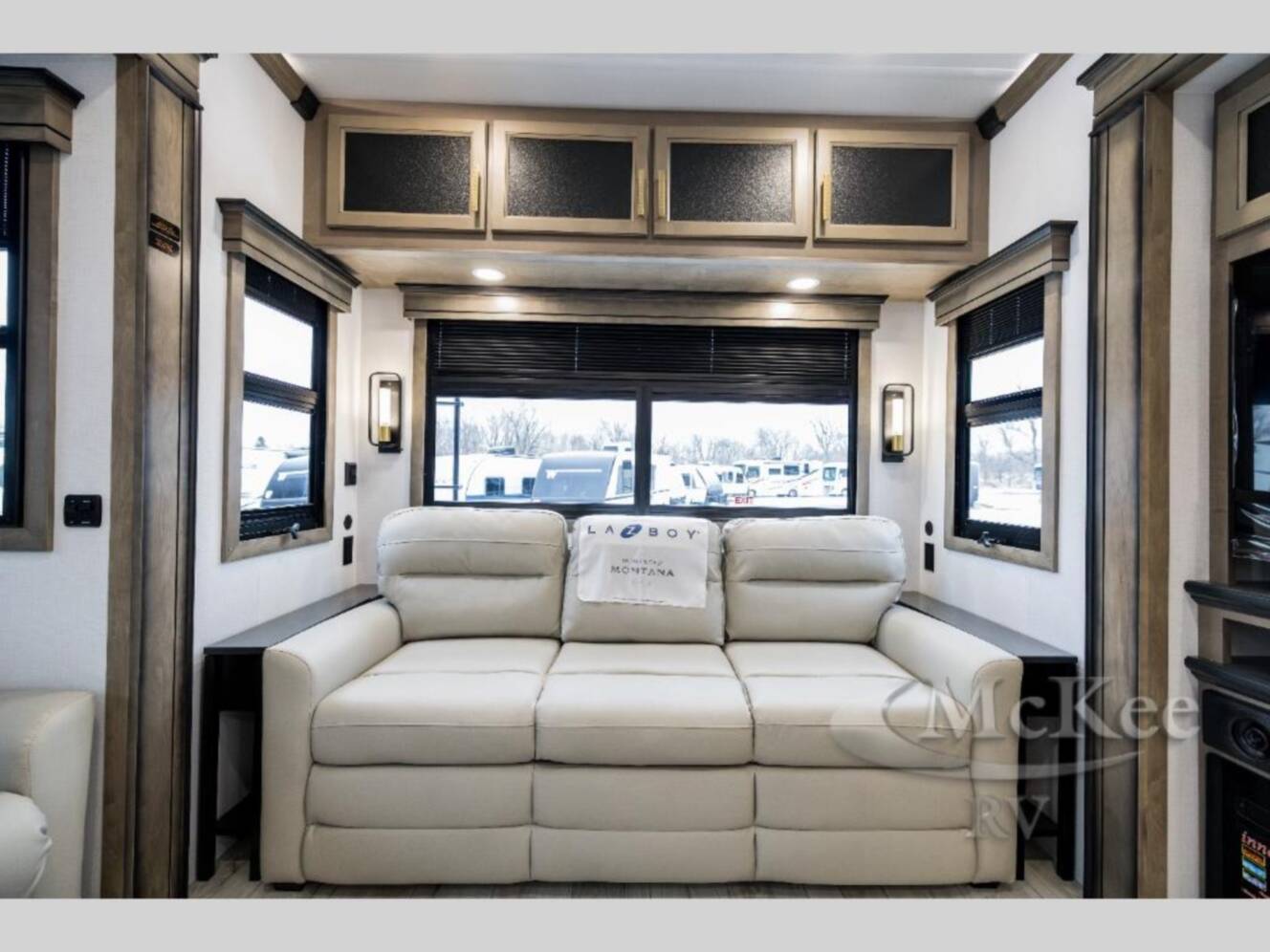 A photo of this 2026 Keystone Rv Montana 3231CK