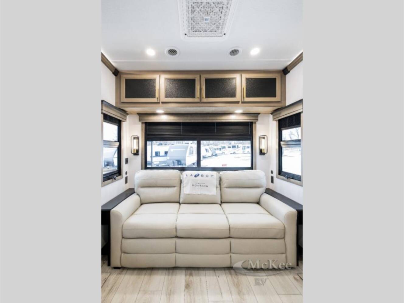 A photo of this 2026 Keystone Rv Montana 3231CK