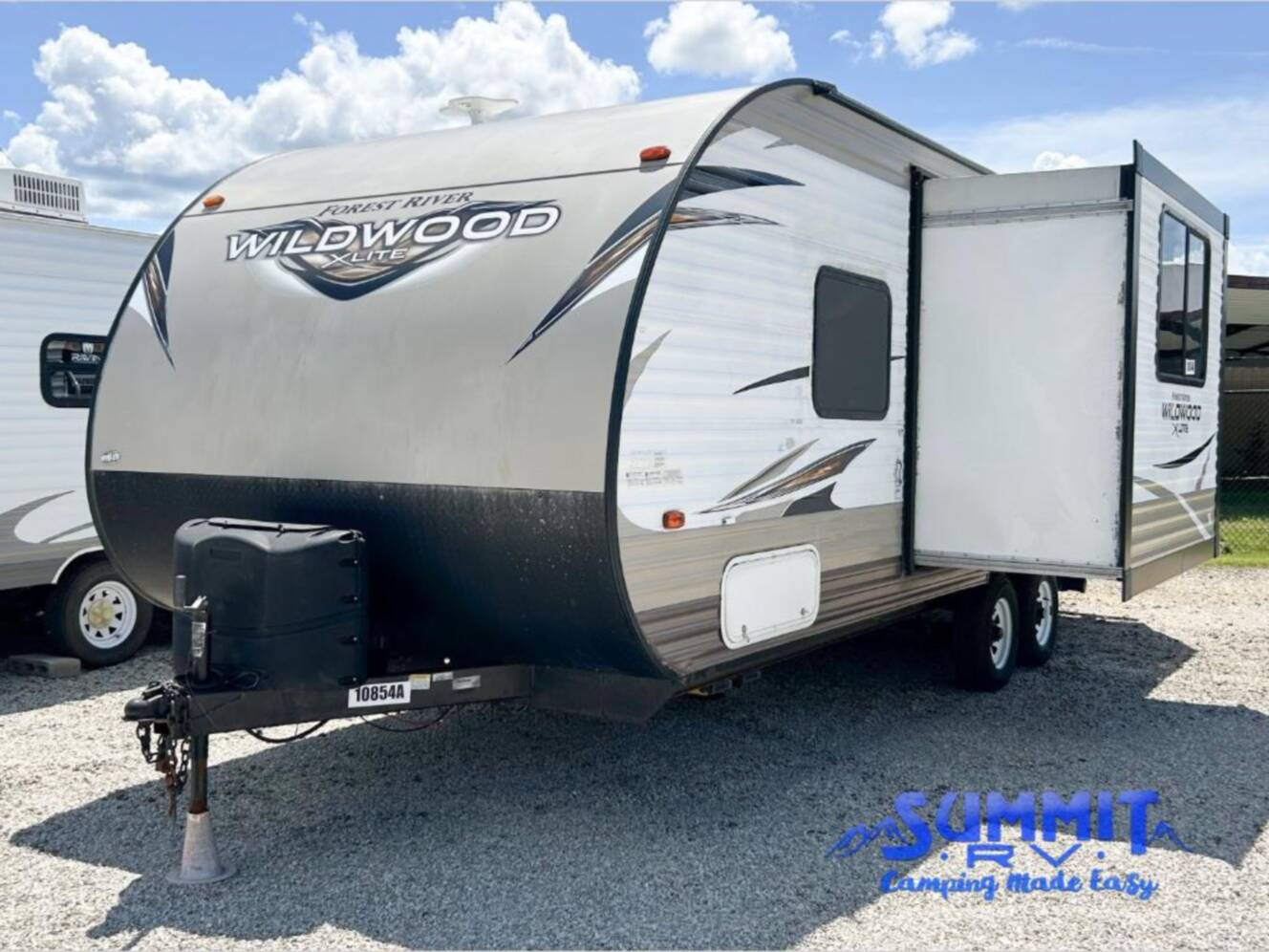 A photo of this 2018 Forest River Rv Wildwood X-Lite 233RBXL