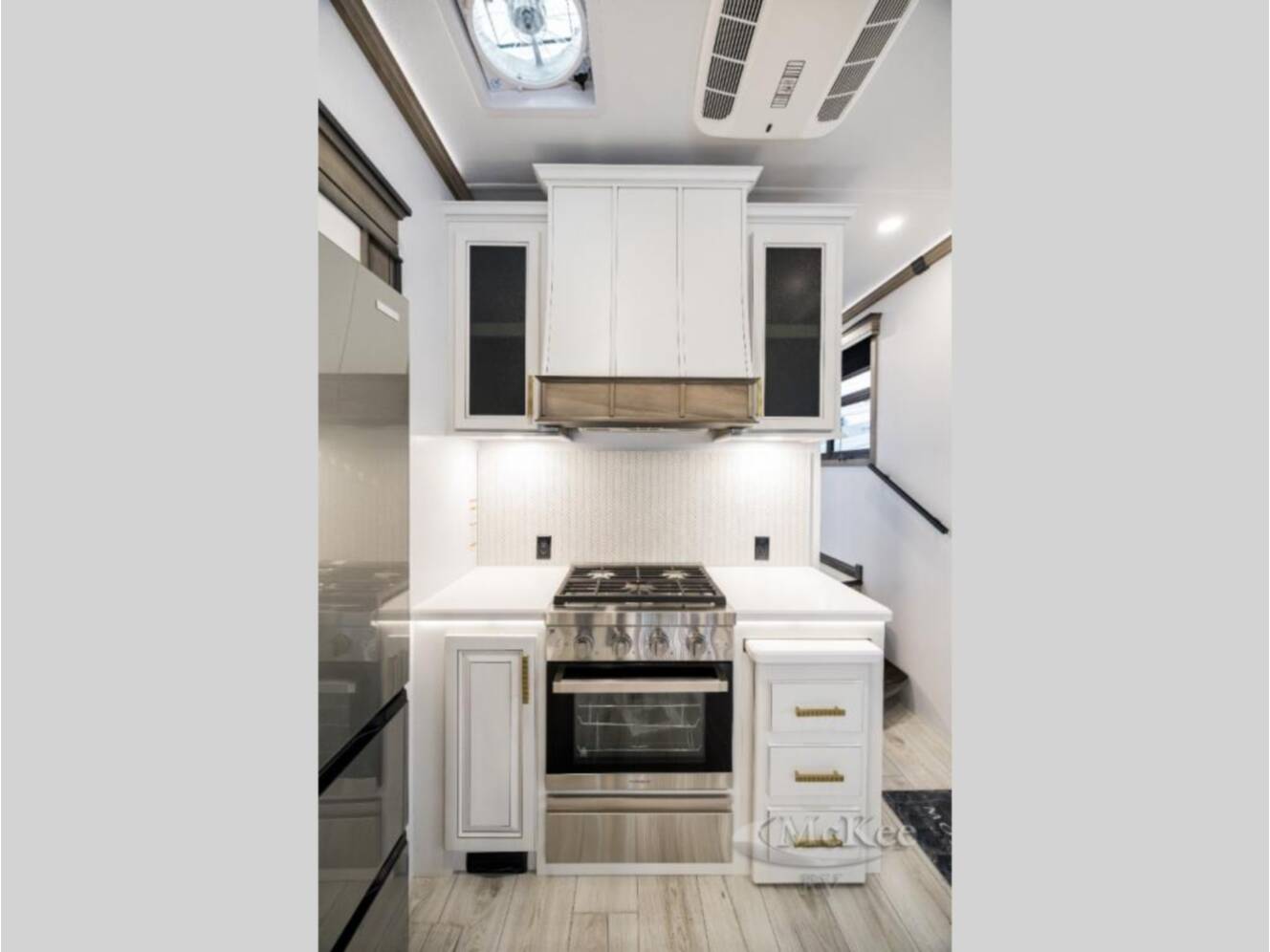 A photo of this 2026 Keystone Rv Montana 3231CK