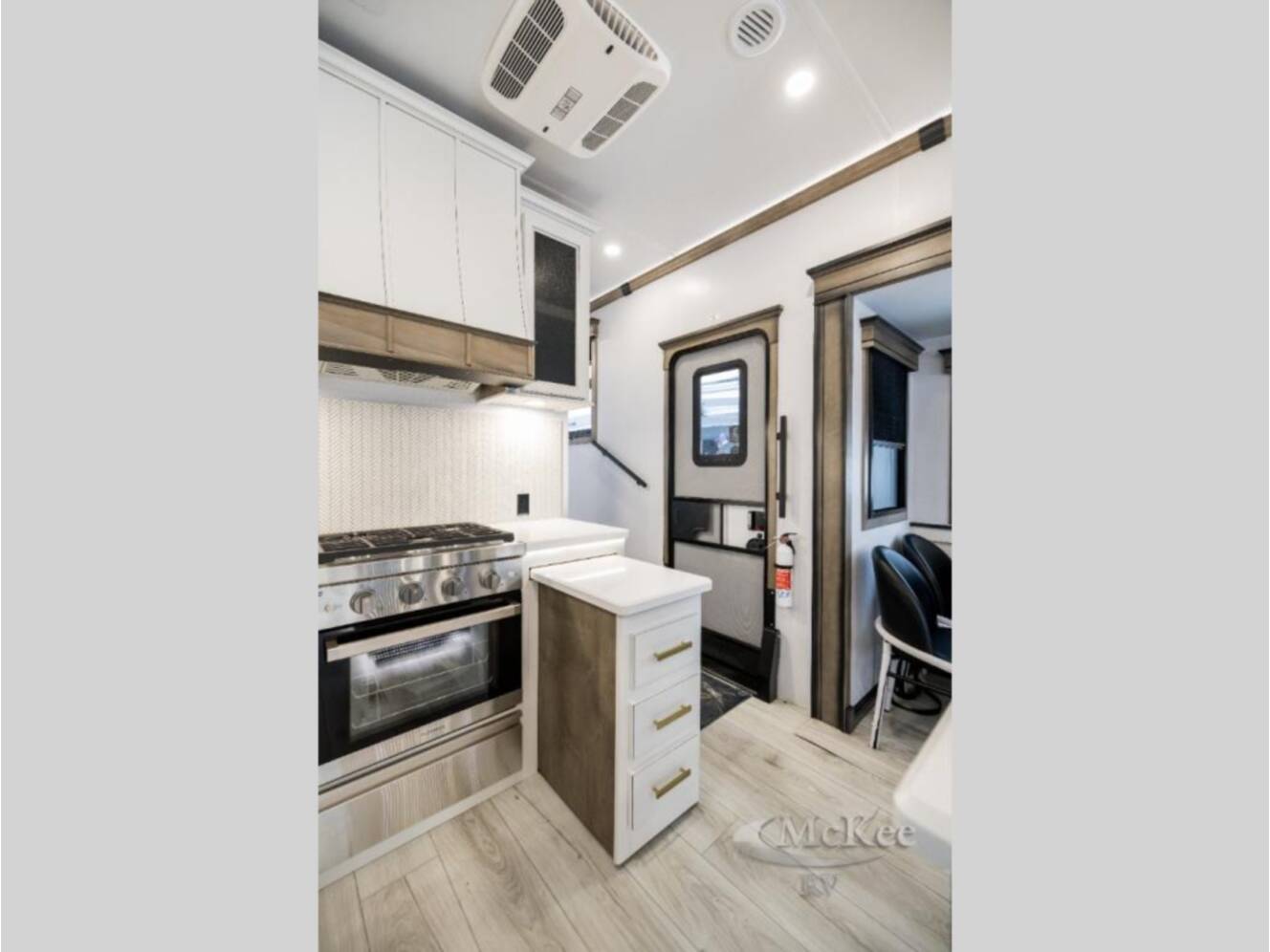 A photo of this 2026 Keystone Rv Montana 3231CK