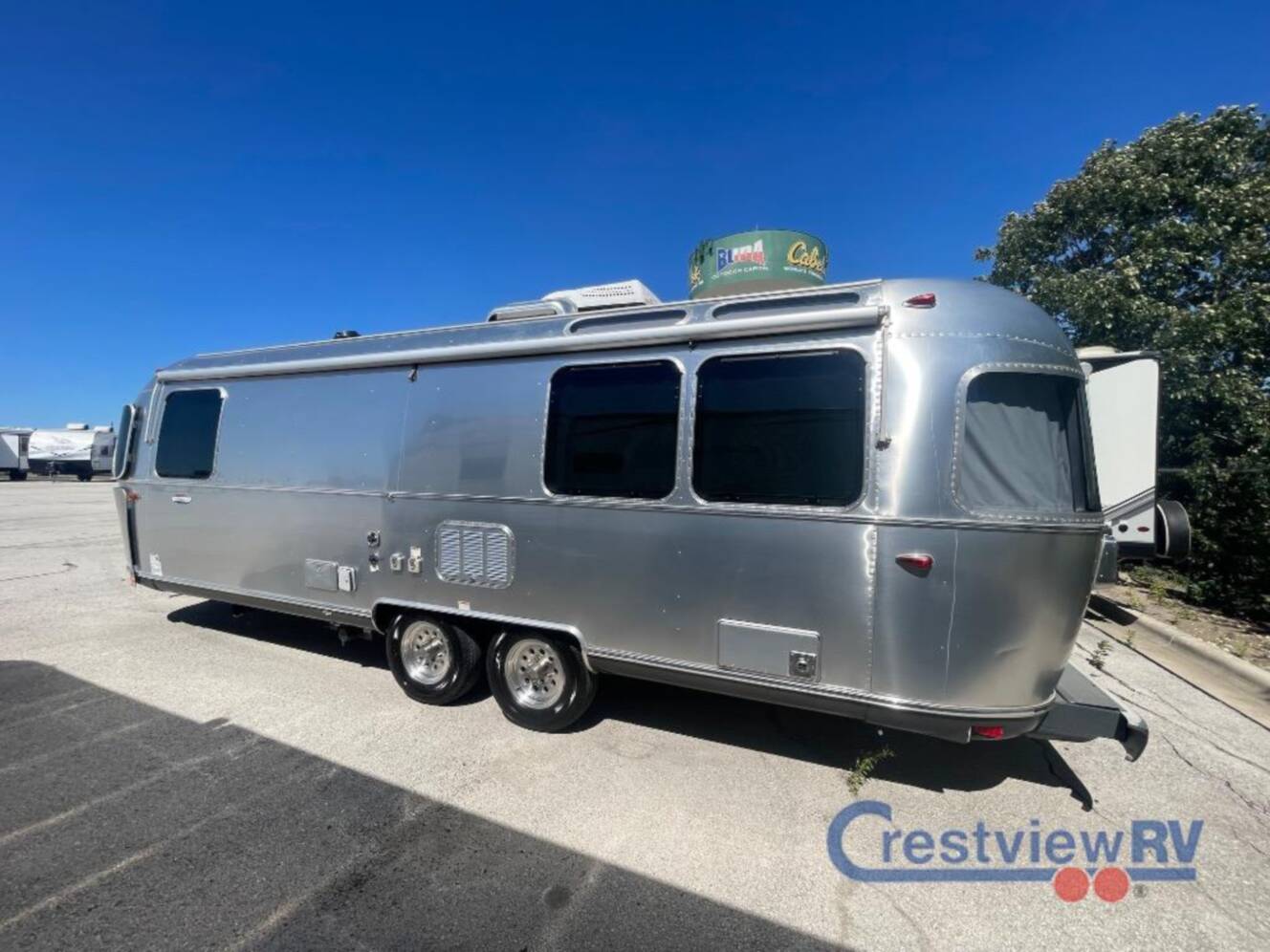 A photo of this 2016 Airstream International Serenity 27FB