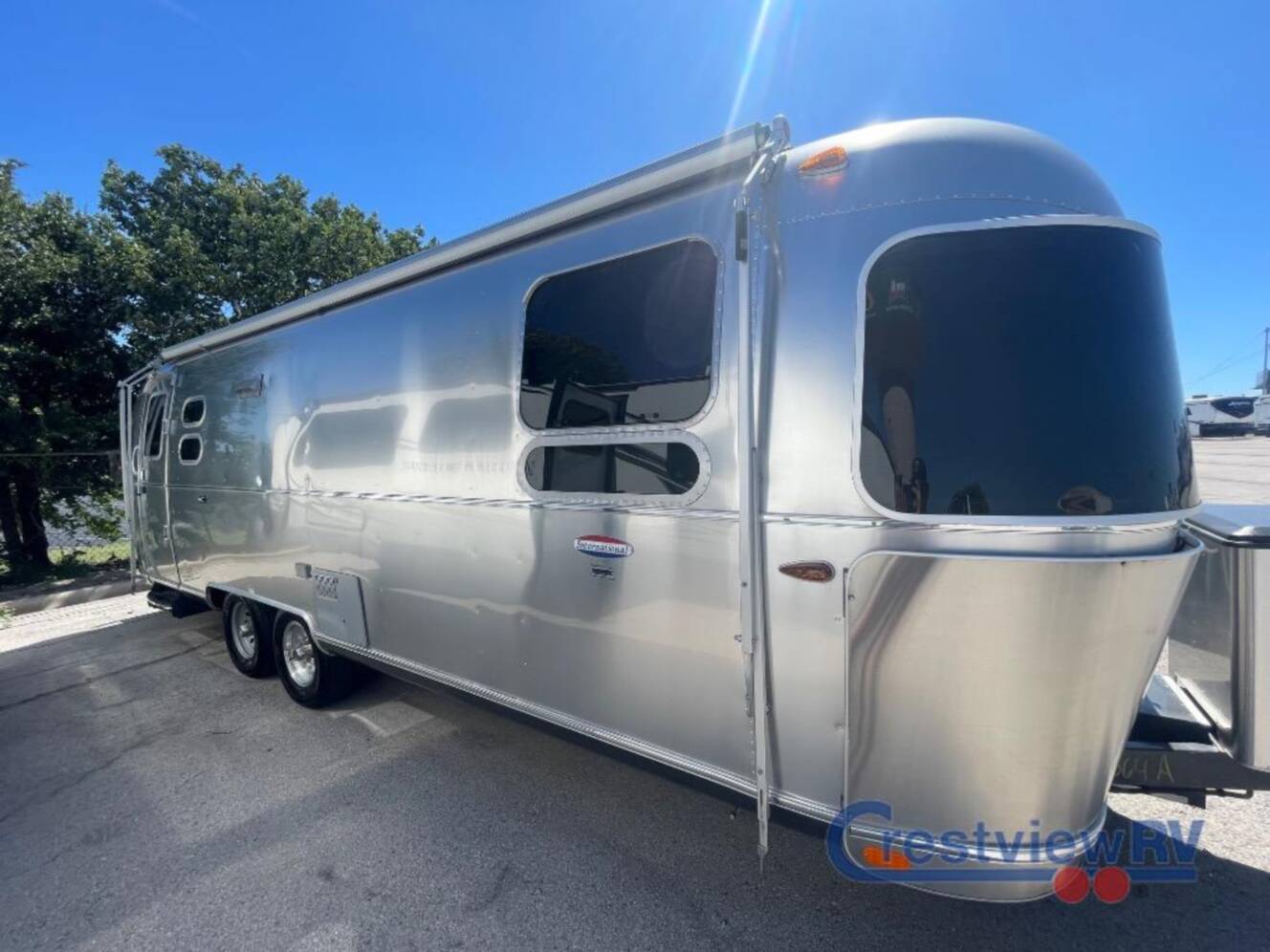 A photo of this 2016 Airstream International Serenity 27FB