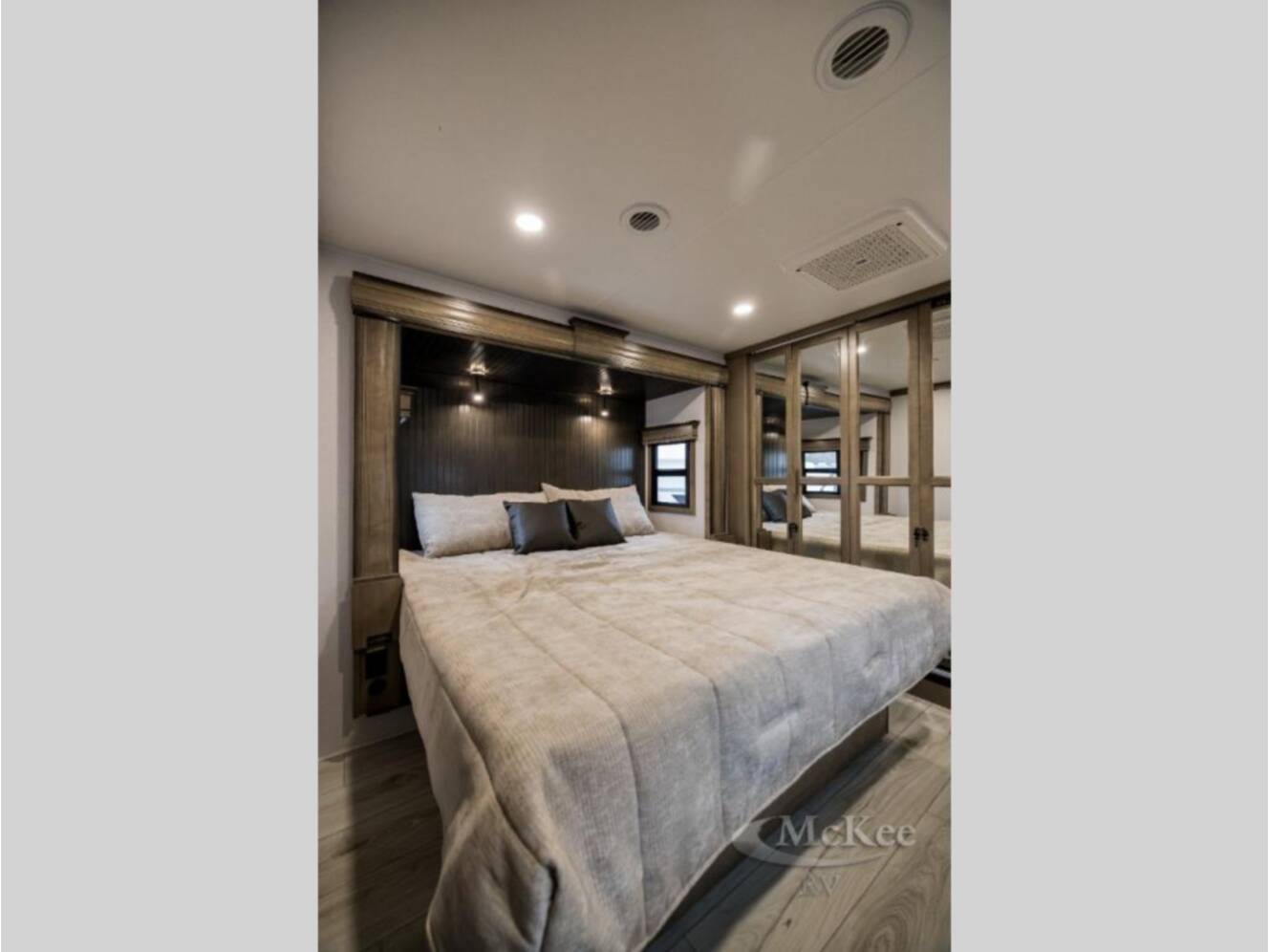 A photo of this 2026 Keystone Rv Montana 3231CK