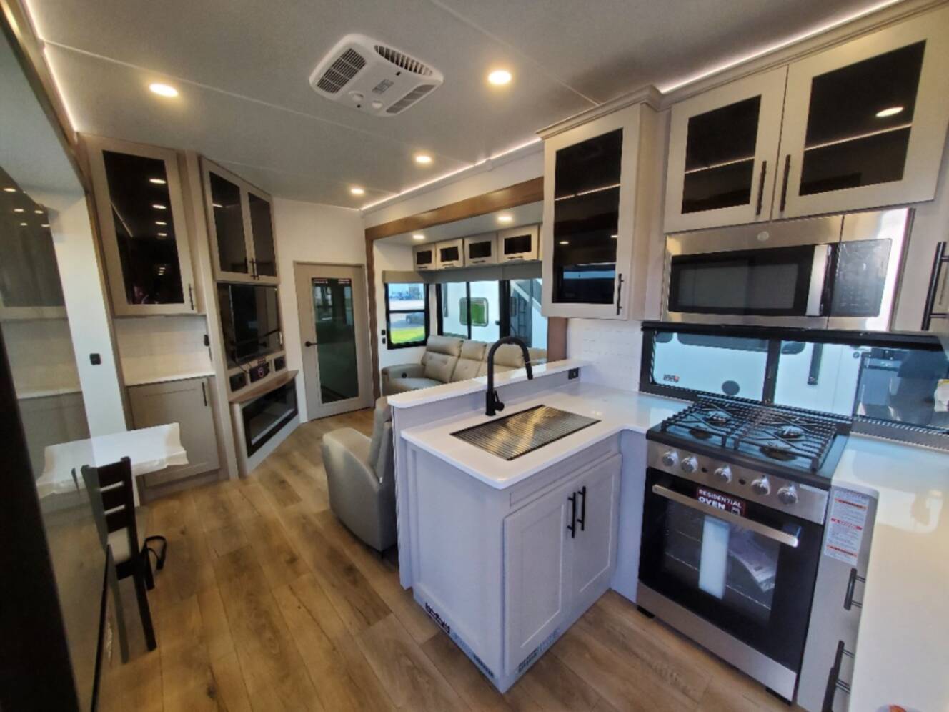 A photo of this 2026 Alliance Rv Valor 44V14