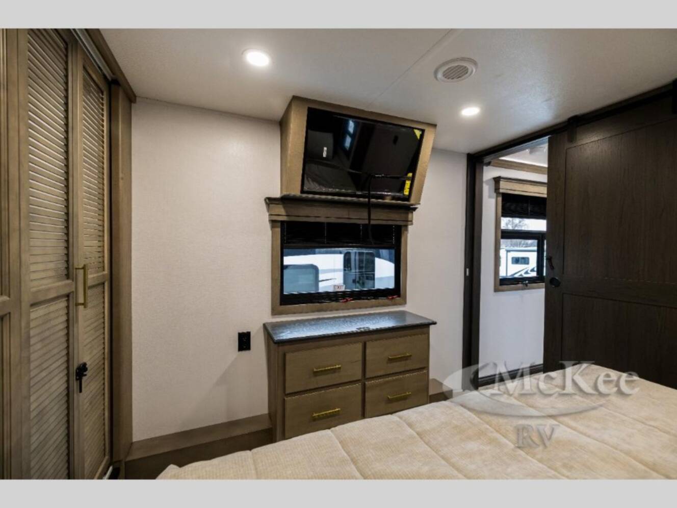 A photo of this 2026 Keystone Rv Montana 3231CK