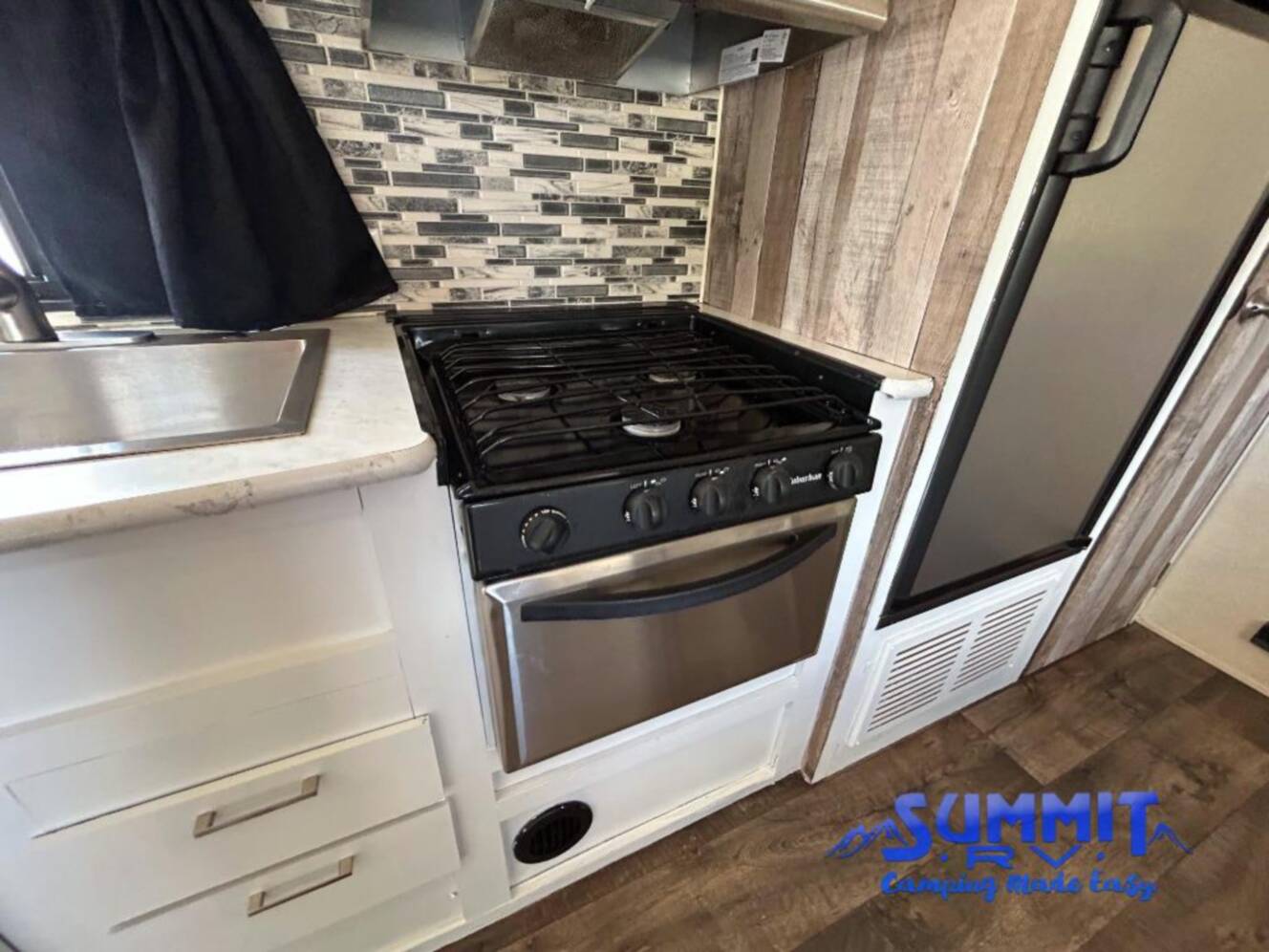 A photo of this 2018 Forest River Rv Wildwood X-Lite 233RBXL