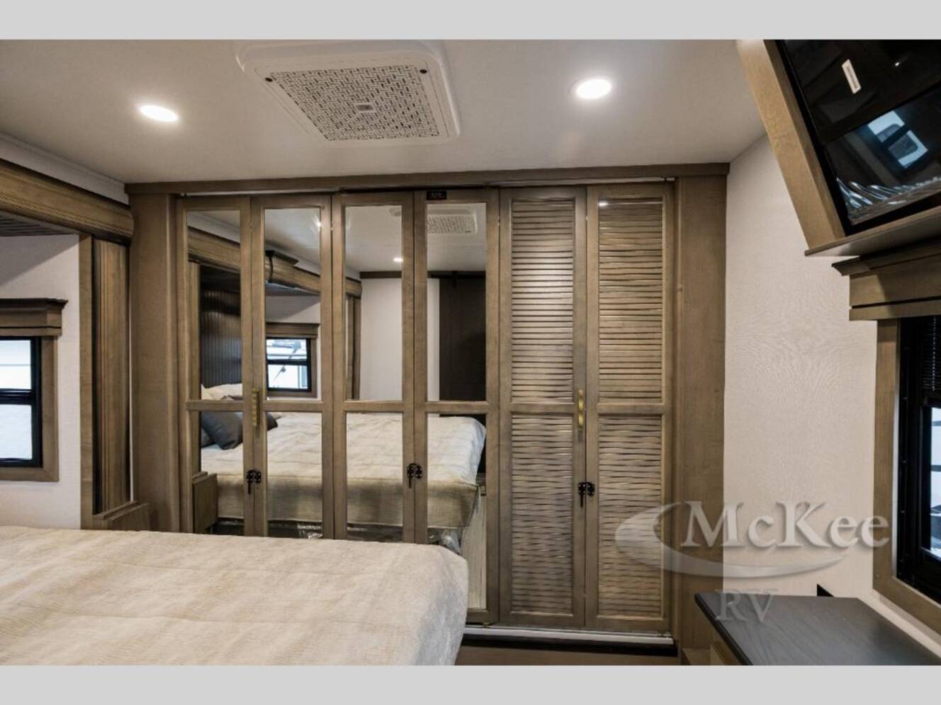 A photo of this 2026 Keystone Rv Montana 3231CK