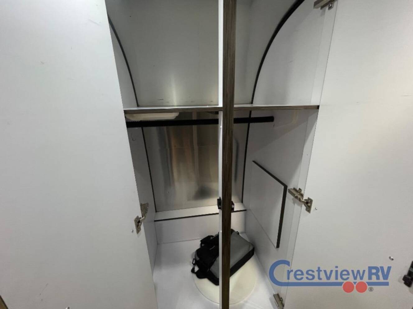 A photo of this 2016 Airstream International Serenity 27FB