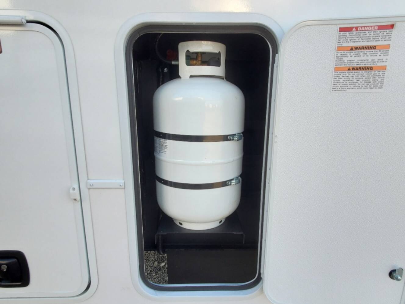 A photo of this 2026 Alliance Rv Valor 44V14