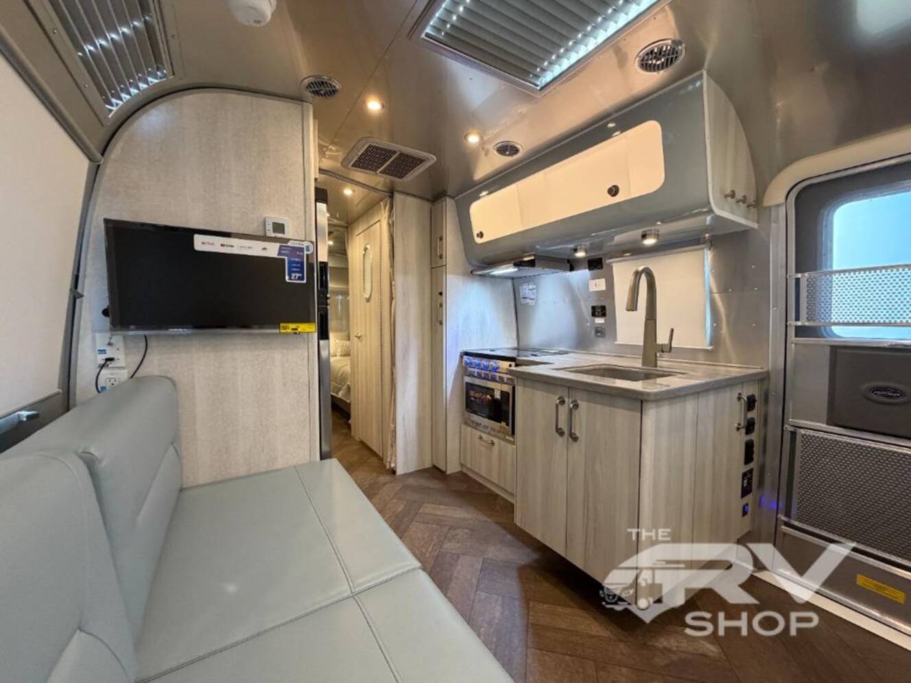 A photo of this 2026 Airstream International 25FB Twin
