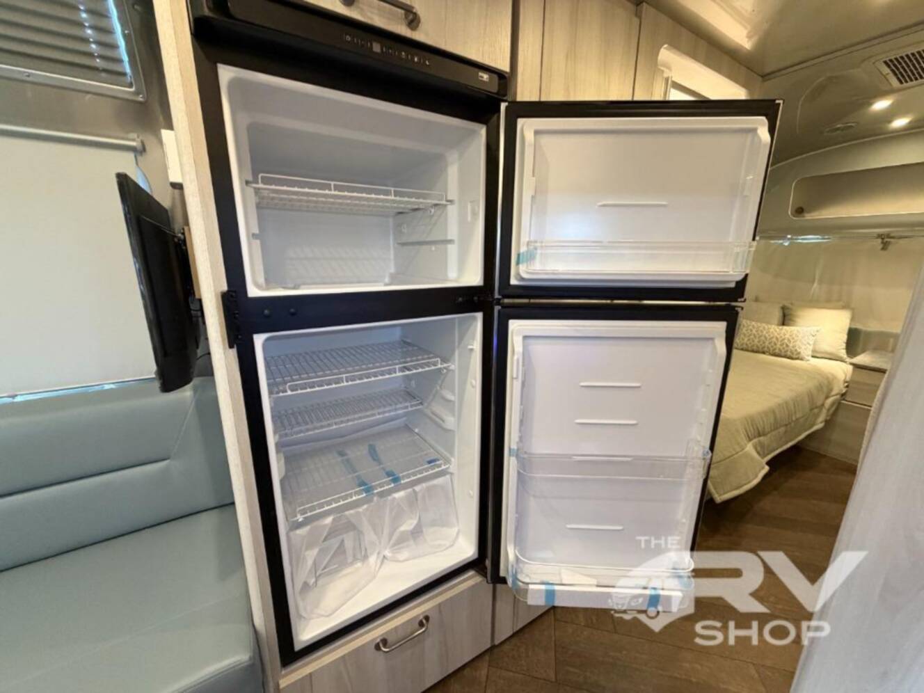 A photo of this 2026 Airstream International 25FB Twin