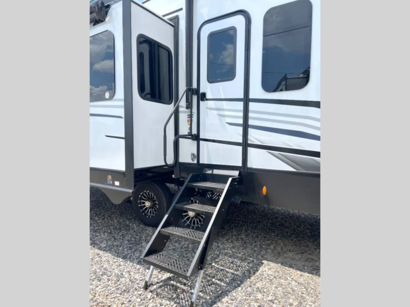 A photo of this 2026 Venture Rv SportTrek 363VFR